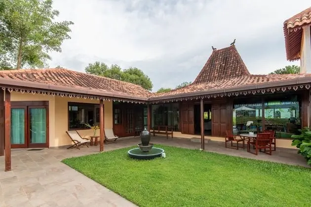 Bantul Villa
