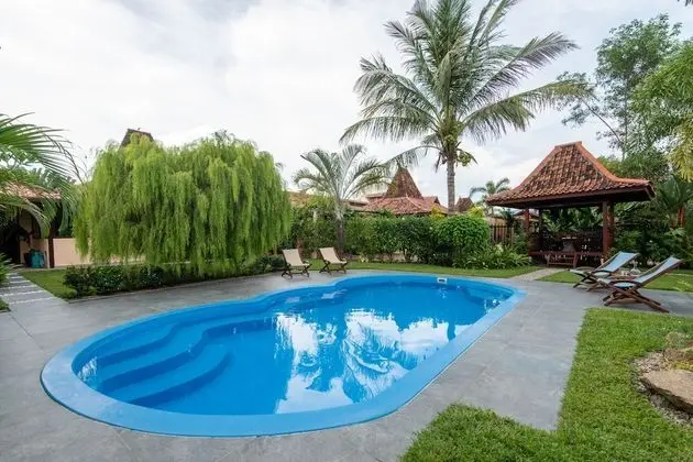 Bayly Villa