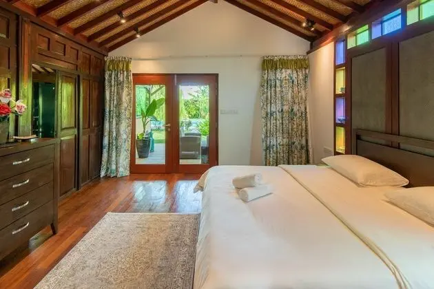 Bayly Villa