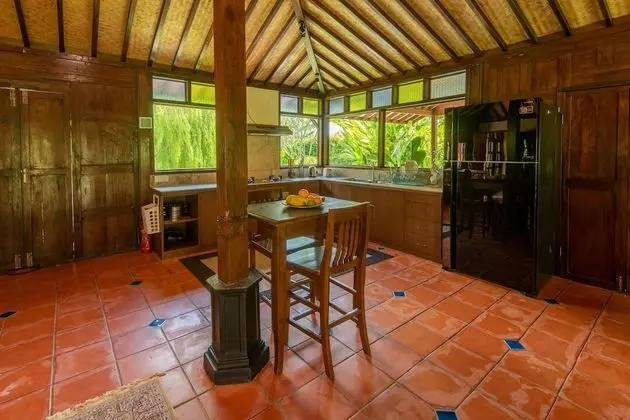 Bayly Villa