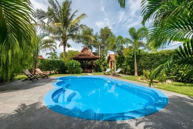Bayly Villa