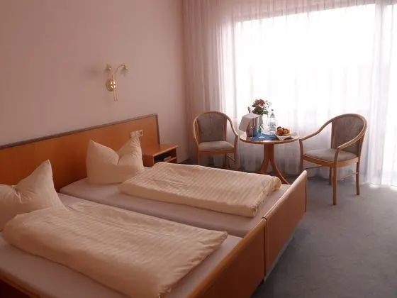 Standard Tek Büyük veya İki Ayrı Yataklı Oda, Balkon