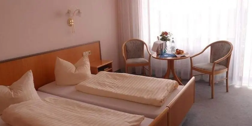 Standard Tek Büyük veya İki Ayrı Yataklı Oda, Balkon