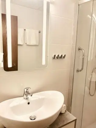 Standard Tek Büyük veya İki Ayrı Yataklı Oda, Balkon