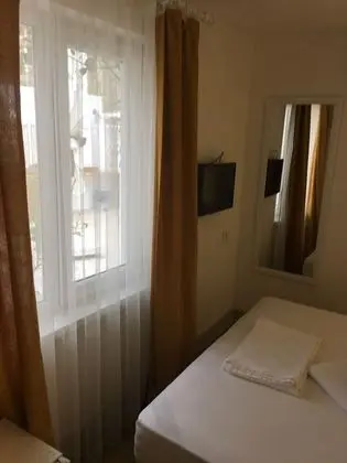 Basic Tek Büyük Yataklı Oda, Şehir Manzaralı