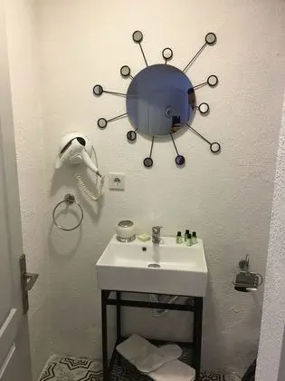 Basic Tek Büyük Yataklı Oda, Şehir Manzaralı