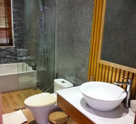 Üç Kişilik Oda