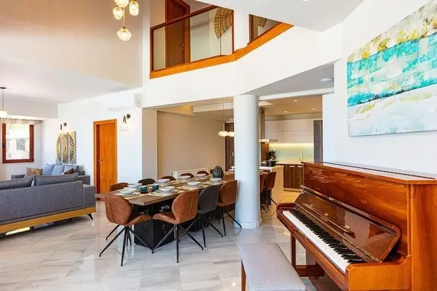 Luxury Villa
