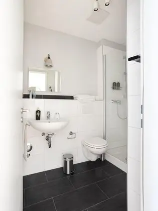 Apart Daire, 1 Büyük (Queen) Boy Yatak (Aachen Vereinsstr | Suite L)