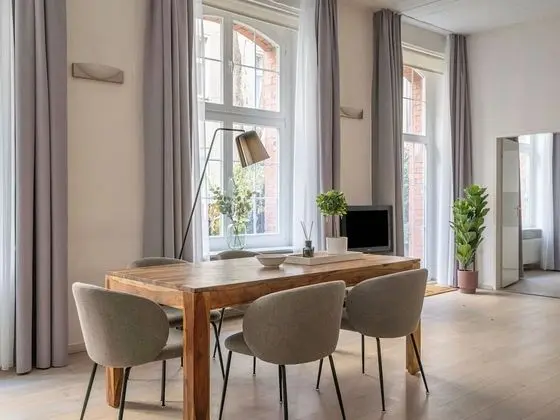 Apart Daire, 1 Büyük (Queen) Boy Yatak ve Çekyat (Berlin Kopenhagener Str. | One-Bedroo)