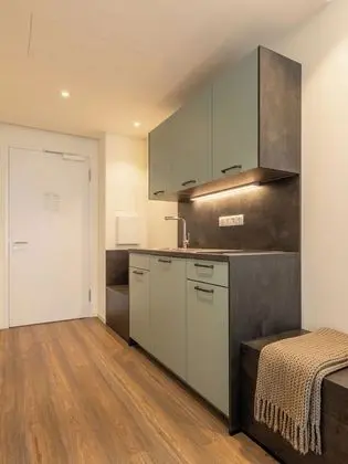 Suite M