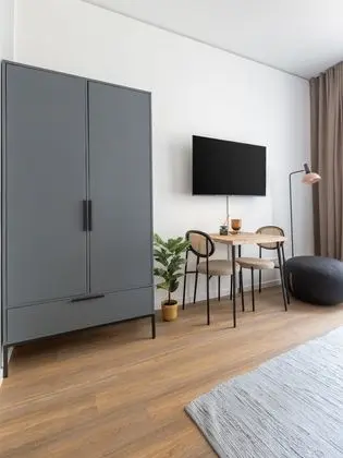 Suite M - barrier-free