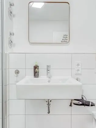 Apart Daire, 1 Büyük (Queen) Boy Yatak (Dresden Wallstr | Suite L + Balcony )