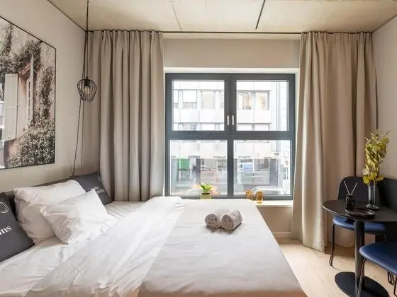 Economy Suite