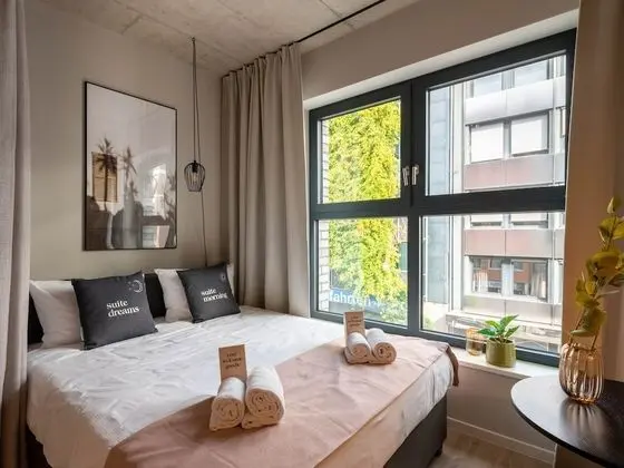Economy Suite