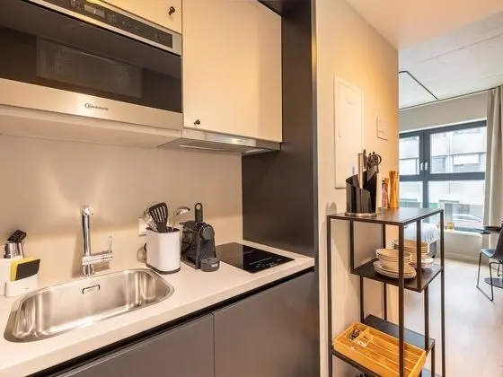 Economy Suite