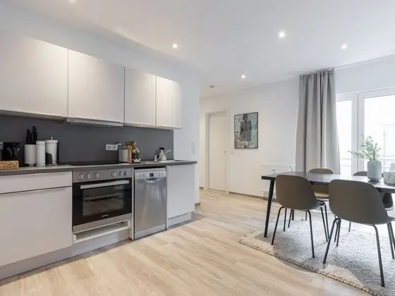 Apart Daire, 1 Büyük (Queen) Boy Yatak ve Çekyat (Essen Kibbelstr | Suite XL + Sofa Bed)