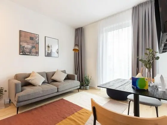 Apart Daire, 1 Büyük (Queen) Boy Yatak (Gütersloh Eickhoffstr | Suite L + Bal)