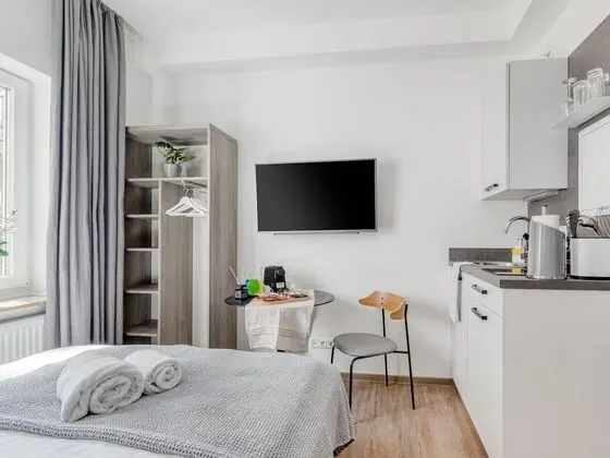 Single Suite S (Ground Floor)