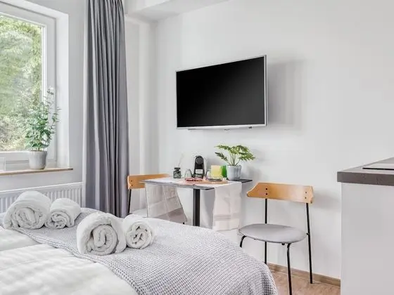 Suite S (Ground Floor)