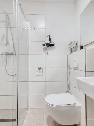 Suite S (Ground Floor)