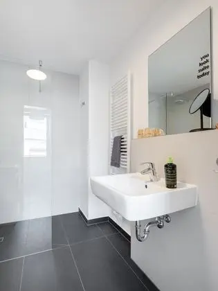 Apart Daire, 1 Büyük (Queen) Boy Yatak (limehome Leipzig Jahnallee | Suite M )