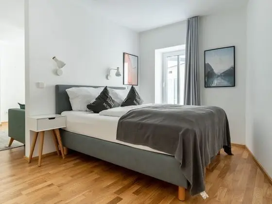 Apart Daire, 1 Büyük (Queen) Boy Yatak ve Çekyat (limehome Leipzig Jahnallee | Suite L )