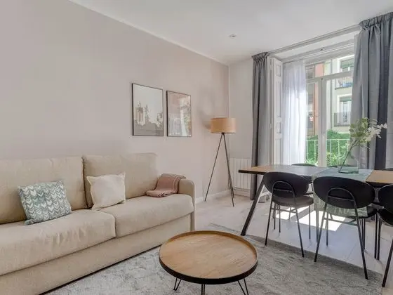 Apart Daire, 2 Yatak Odası, Balkon