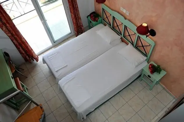 Üç Kişilik Oda (Split Level)