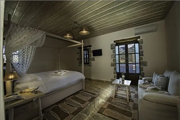 Deluxe Tek Büyük Yataklı Oda, Balkon, Deniz Manzaralı