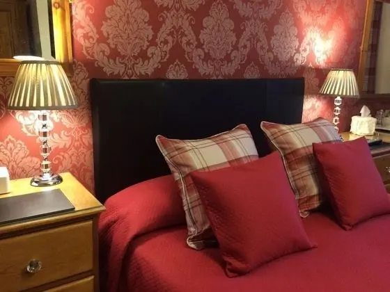Classic Üç Kişilik Oda, Banyolu/Duşlu