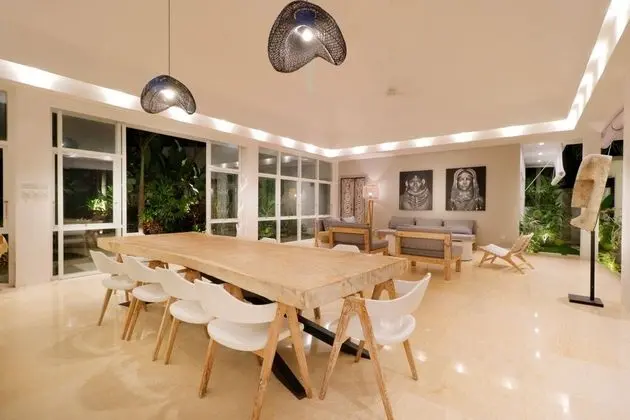 Villa, 5 Yatak Odası, Sigara İçilebilir, Kişiye Özel Havuzlu