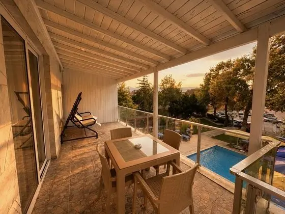 Junior Suite, Göl Manzaralı