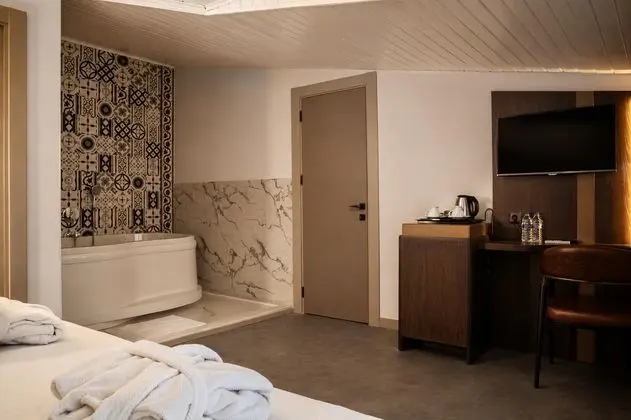 VIP Suit Oda, Şehir Manzaralı, Jakuzili