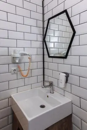 Standart Oda,Kara Manzaralı