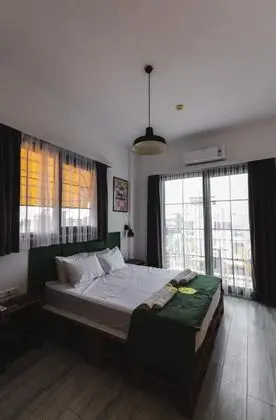 Standart Oda,Kara Manzaralı