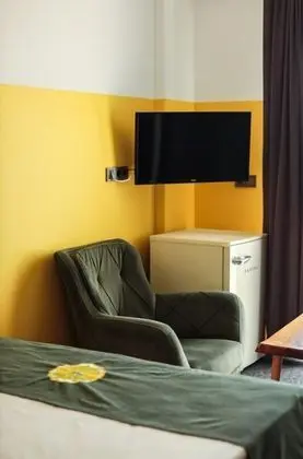Standart Oda,Kara Manzaralı