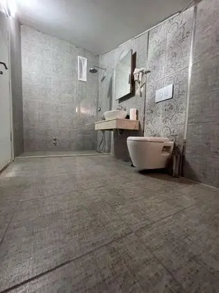 Standart Oda, Deniz veya Kara Manzaralı, Balkonlu