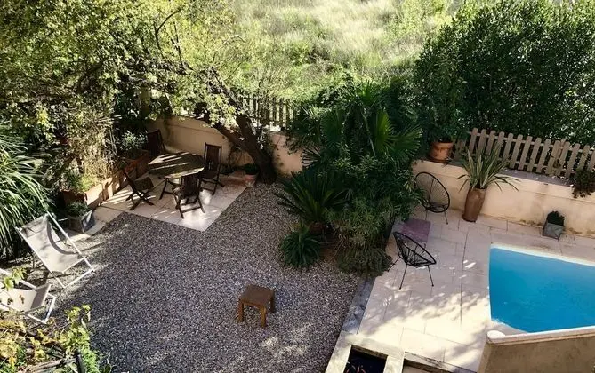 Comfort Tek Büyük veya İki Ayrı Yataklı Oda, 2 Tek Kişilik Yatak, Sigara İçilmez, Bahçe Manzaralı