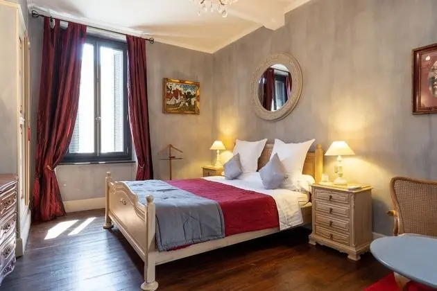 Superior Tek Büyük Yataklı Oda, 1 Büyük (Queen) Boy Yatak, Sigara İçilmez, Bahçe Manzaralı