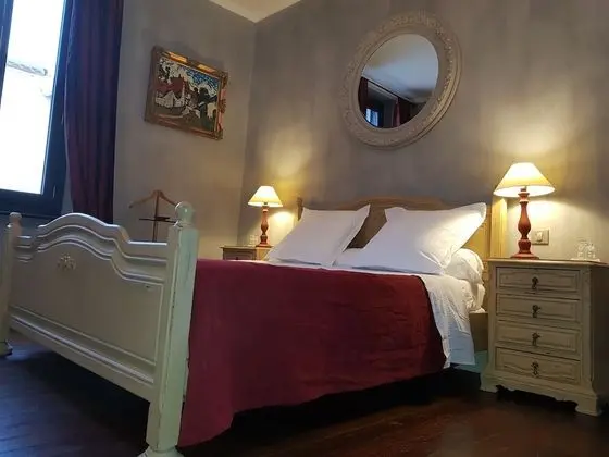 Superior Tek Büyük Yataklı Oda, 1 Büyük (Queen) Boy Yatak, Sigara İçilmez, Bahçe Manzaralı