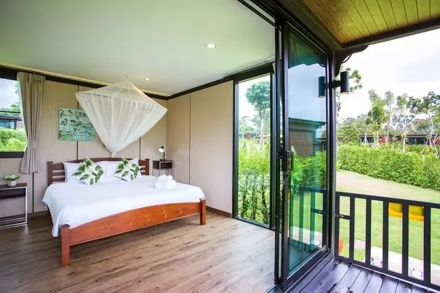 Bella Suite King Bed
