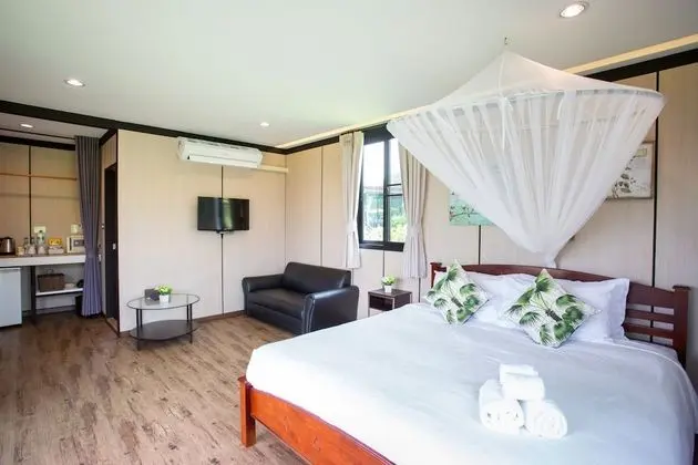 Bella Suite King Bed