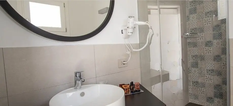 Comfort Büyük Yataklı Tek Kişilik Oda