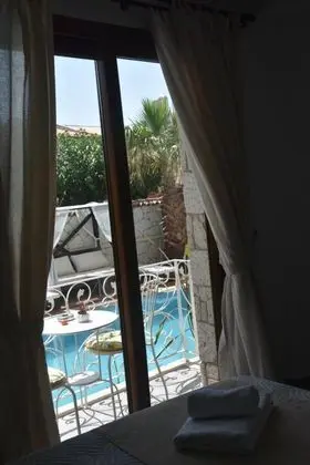 Grand Deluxe Oda, Bahçe Manzaralı