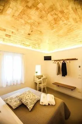 Deluxe Oda (Isabella d'Inghilterra)