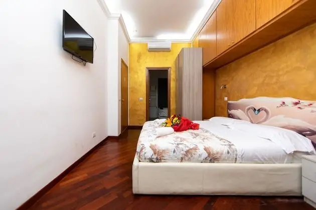 Superior Oda, Jakuzi