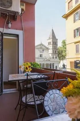 Superior Oda, Jakuzi