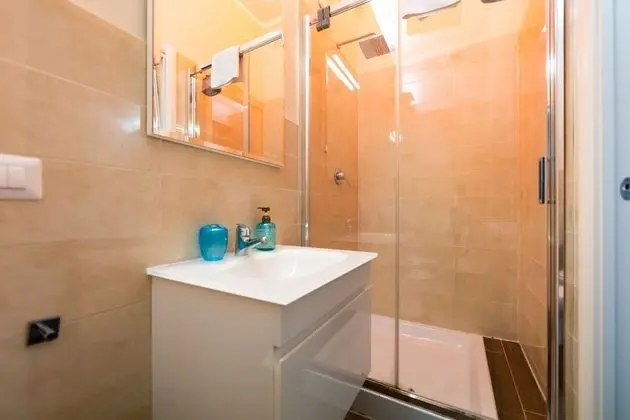 Superior Oda, Jakuzi