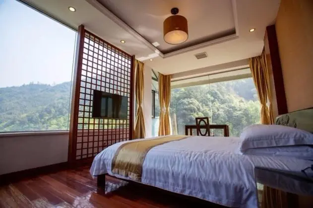 Deluxe Süit, Dağ Manzaralı